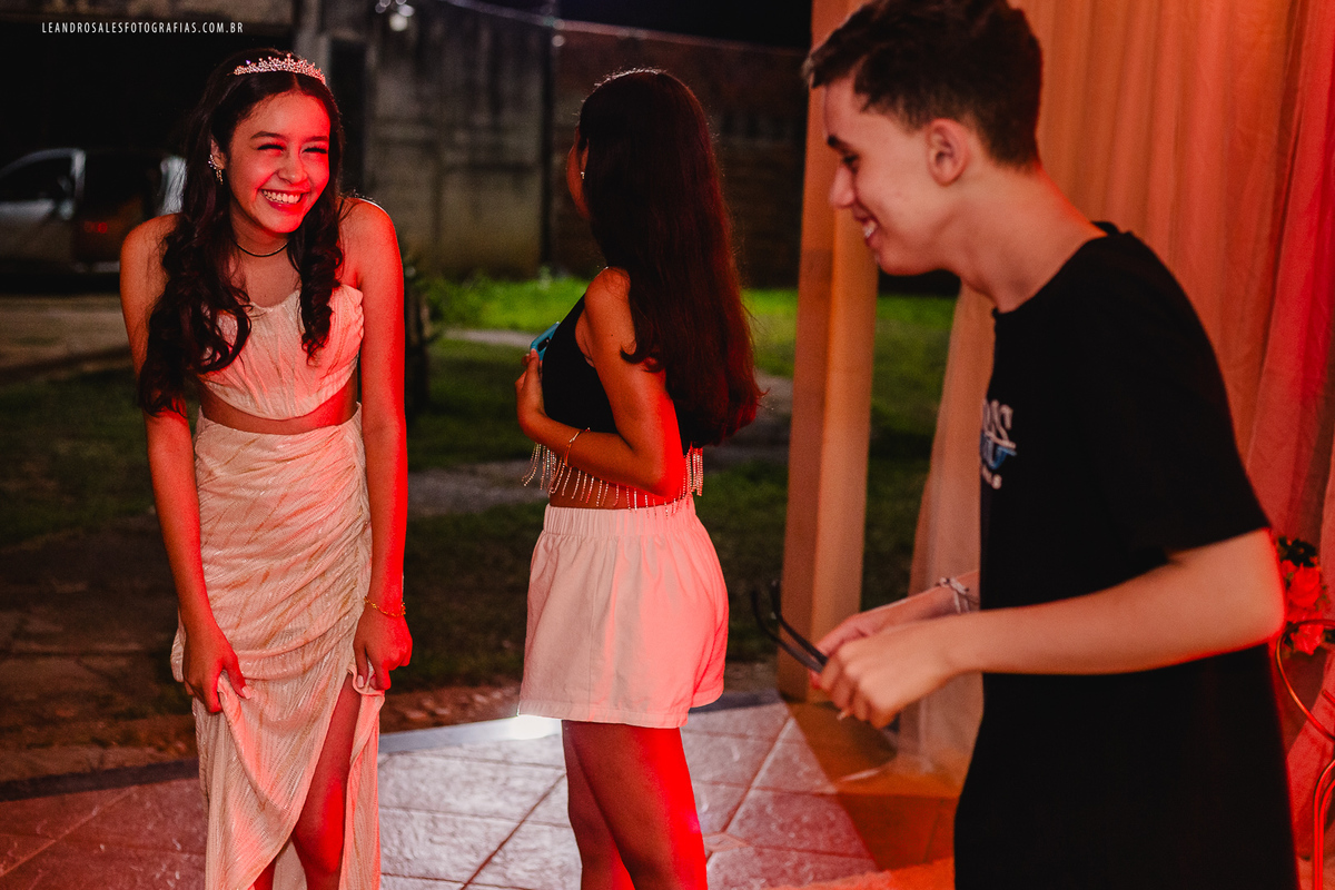 Aniversário de 15 anos da debutante Iza Maria, realizado em Berilo-Mg no espaço Recanto Beira Rio
 Fotografo Leandro Sales
Berilo
Virgem da Lapa
José Gonçalves de Minas
Jenipapo de Minas
Leliveldia
Francisco Badaró
Chapada do Norte