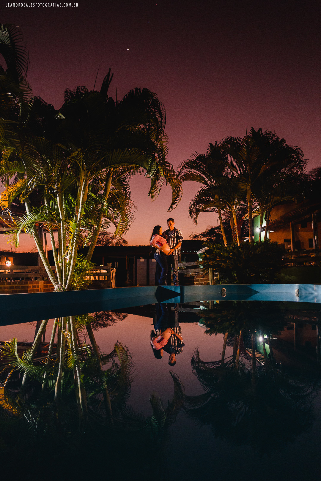 Ensaio Fotográfico de Gestante da Letícia e Cristiam à espera do Natanael
Fotografo: Leandro Sales Fotografias
Locação: Fazenda Pinheiro
Berilo
Virgem da Lapa
Jenipapo de Minas
Chapada do Norte
José Gonçalves de Minas
Minas Novas
Francisco Badaró
Araçuaí