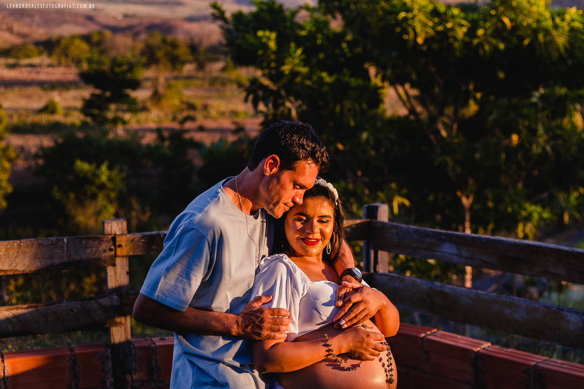 Ensaio Fotográfico de Gestante da Letícia e Cristiam à espera do Natanael
Fotografo: Leandro Sales Fotografias
Locação: Fazenda Pinheiro
Berilo
Virgem da Lapa
Jenipapo de Minas
Chapada do Norte
José Gonçalves de Minas
Minas Novas
Francisco Badaró
Araçuaí