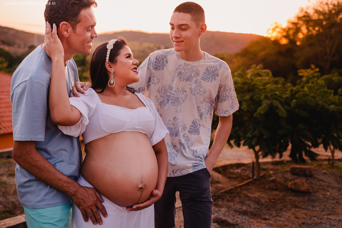Ensaio Fotográfico de Gestante da Letícia e Cristiam à espera do Natanael
Fotografo: Leandro Sales Fotografias
Locação: Fazenda Pinheiro
Berilo
Virgem da Lapa
Jenipapo de Minas
Chapada do Norte
José Gonçalves de Minas
Minas Novas
Francisco Badaró
Araçuaí