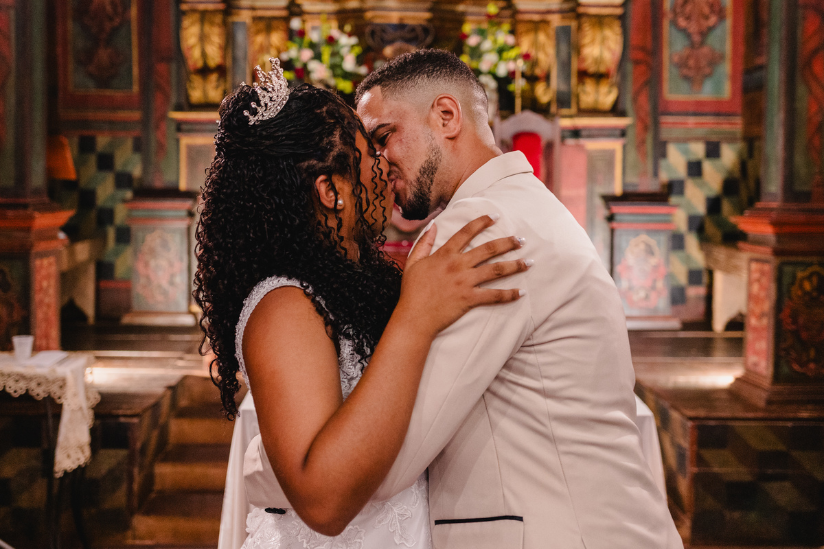 Casamento da Aline e Pedro
realizado na igreja do Rosário em Chapada do Norte.
Fotografo: Leandro Sales - Berilo

Virgem da Lapa
Minas Novas
Francisco Badaró
Jenipapo de Minas
José Gonçalves de Minas