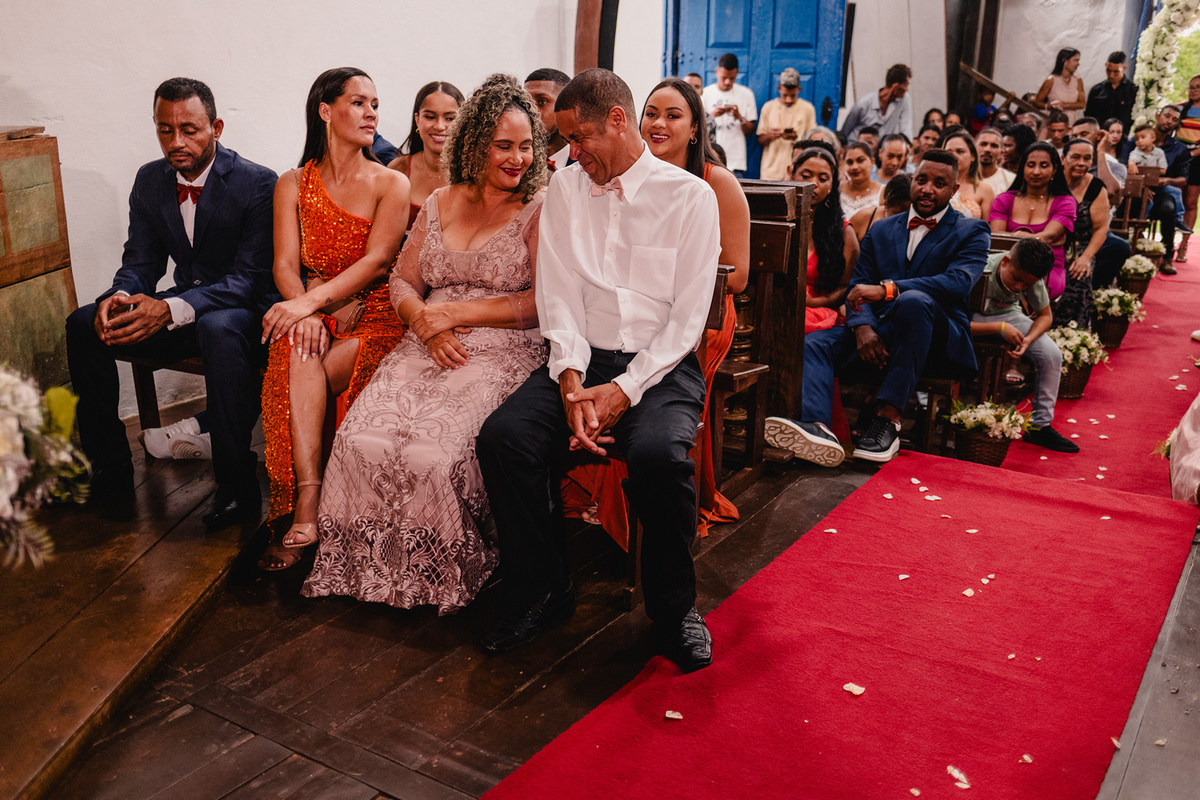 Casamento da Aline e Pedro
realizado na igreja do Rosário em Chapada do Norte.
Fotografo: Leandro Sales - Berilo

Virgem da Lapa
Minas Novas
Francisco Badaró
Jenipapo de Minas
José Gonçalves de Minas