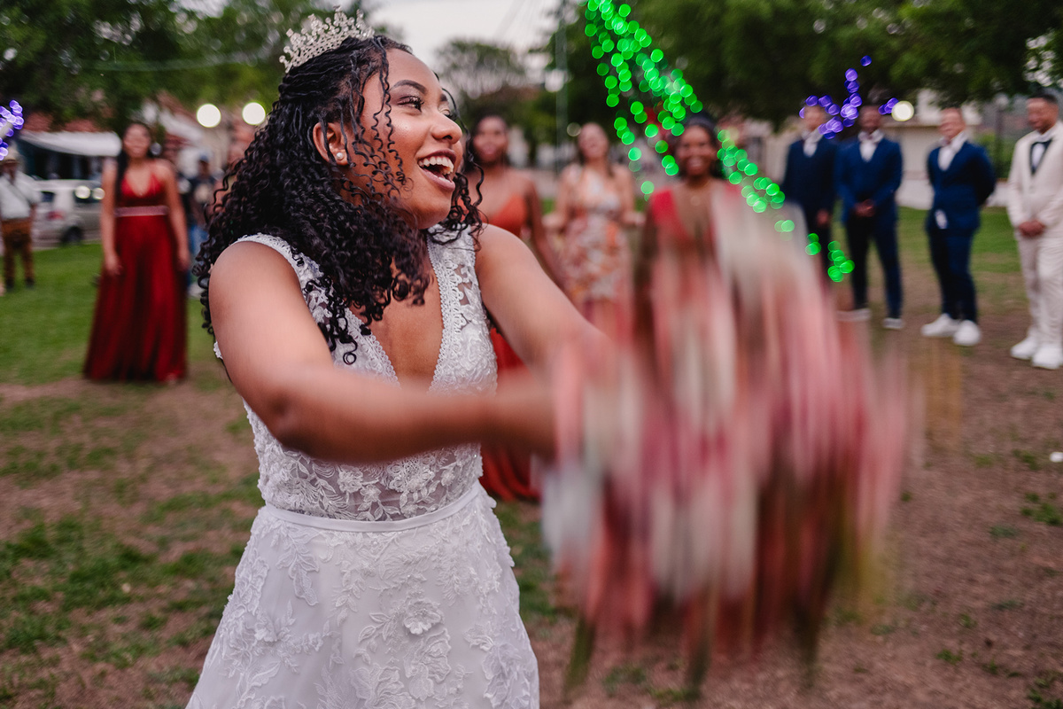Casamento da Aline e Pedro
realizado na igreja do Rosário em Chapada do Norte.
Fotografo: Leandro Sales - Berilo

Virgem da Lapa
Minas Novas
Francisco Badaró
Jenipapo de Minas
José Gonçalves de Minas