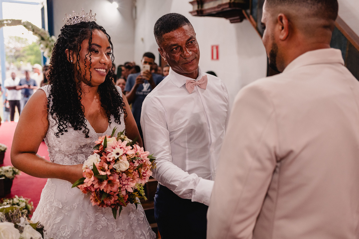 Casamento da Aline e Pedro
realizado na igreja do Rosário em Chapada do Norte.
Fotografo: Leandro Sales - Berilo

Virgem da Lapa
Minas Novas
Francisco Badaró
Jenipapo de Minas
José Gonçalves de Minas