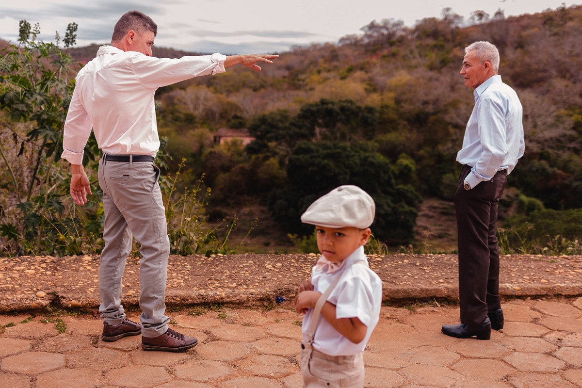 Casamento da Fabiana e Claudinei, realizado em Berilo na Igreja Matriz de Nossa Senhora da Conceição. Fotografia: Leandro Sales
Chapada do Norte
Minas Novas
José Gonçalves de Minas
Francisco Badaró
Jenipapo de Minas