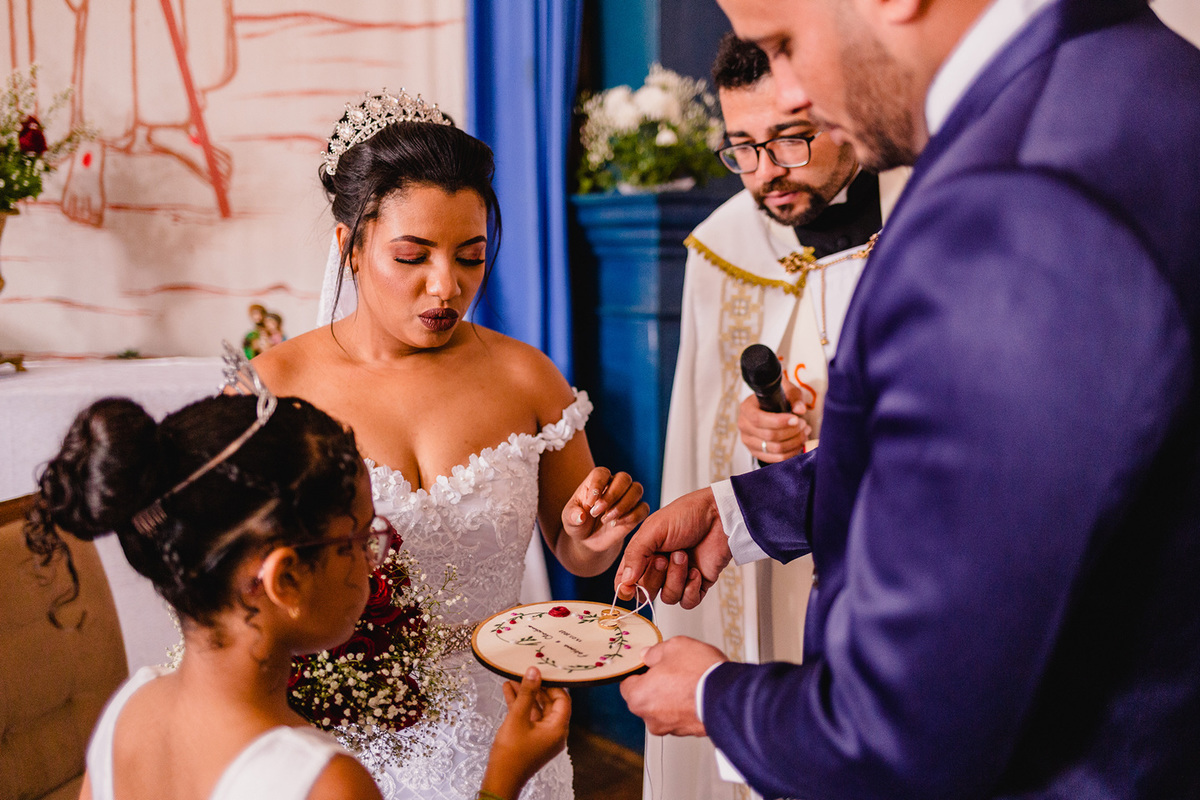 Casamento da Fabiana e Claudinei, realizado em Berilo na Igreja Matriz de Nossa Senhora da Conceição. Fotografia: Leandro Sales
Chapada do Norte
Minas Novas
José Gonçalves de Minas
Francisco Badaró
Jenipapo de Minas