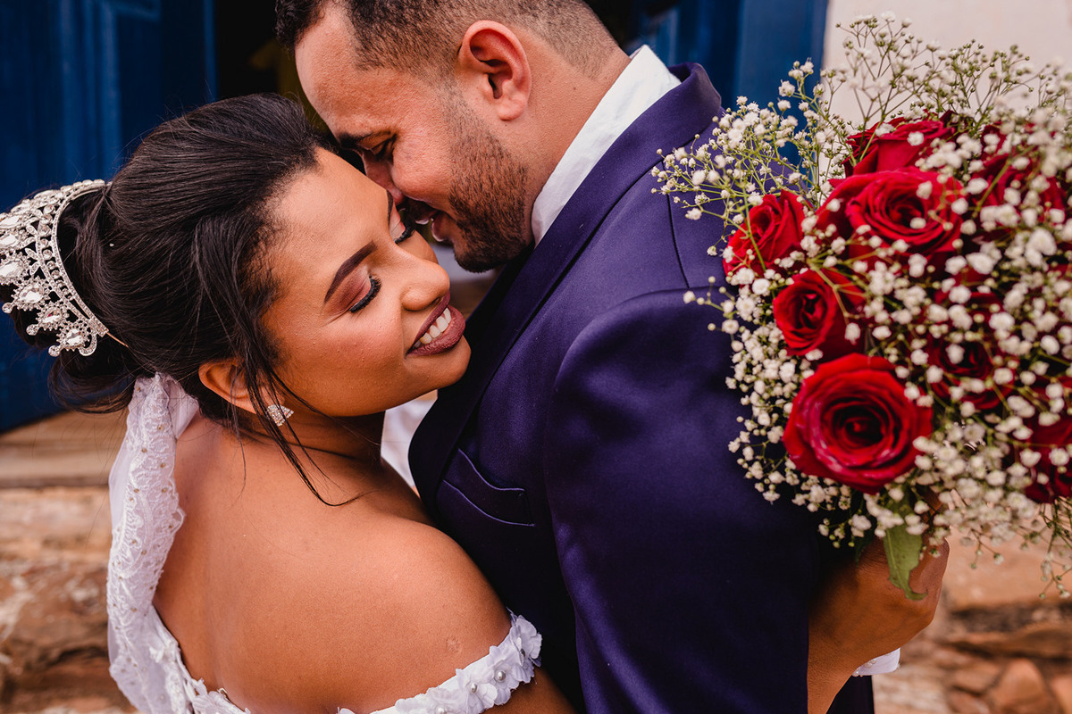 Casamento da Fabiana e Claudinei, realizado em Berilo na Igreja Matriz de Nossa Senhora da Conceição. Fotografia: Leandro Sales
Chapada do Norte
Minas Novas
José Gonçalves de Minas
Francisco Badaró
Jenipapo de Minas