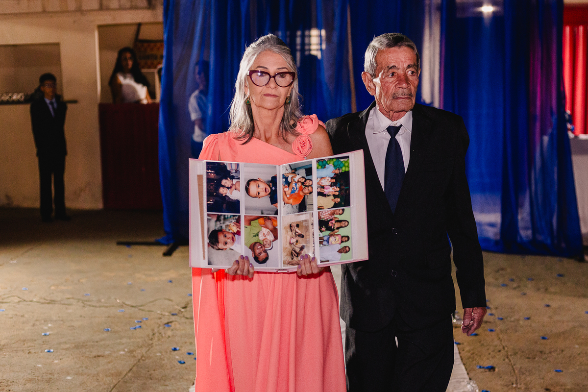 Festa de Debutante - Maria Luisa
Fotografado por Leandro Sales na Sede do Esplanada em Francisco Badaró
Fotografia de eventos
Jenipapo de Minas
José Gonçalves de Minas
Chapada do Norte
Minas Novas
Virgem da Lapa
Lelivéldia
Araçuaí