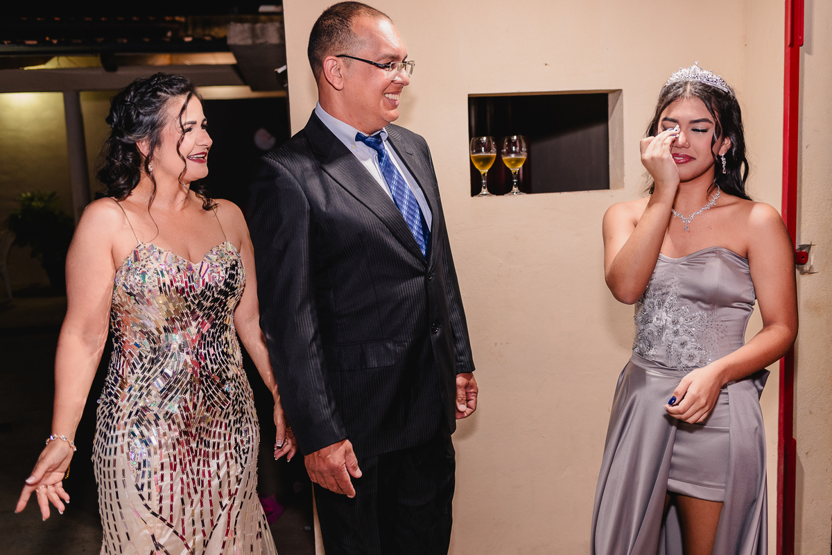 Festa de Debutante - Maria Luisa
Fotografado por Leandro Sales na Sede do Esplanada em Francisco Badaró
Fotografia de eventos
Jenipapo de Minas
José Gonçalves de Minas
Chapada do Norte
Minas Novas
Virgem da Lapa
Lelivéldia
Araçuaí