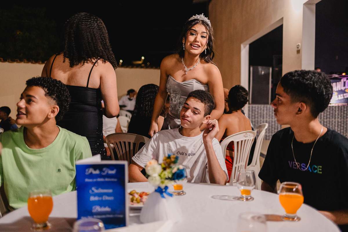 Festa de Debutante - Maria Luisa
Fotografado por Leandro Sales na Sede do Esplanada em Francisco Badaró
Fotografia de eventos
Jenipapo de Minas
José Gonçalves de Minas
Chapada do Norte
Minas Novas
Virgem da Lapa
Lelivéldia
Araçuaí