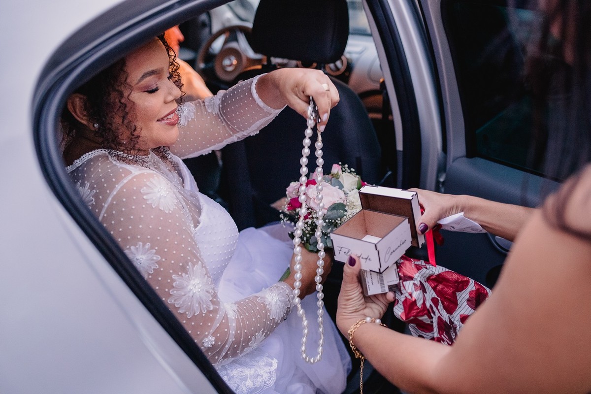 Casamento da Ivonete e Ademir
Realizado em Francisco Badaró - MG
Noivo, Noiva
Fotografo: Leandro Sales
Festa de casamento
Jenipapo de Minas
José Gonçalves de Minas
Chapada do Norte