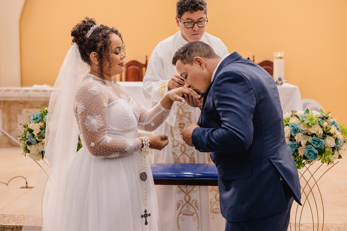 Casamento da Ivonete e Ademir
Realizado em Francisco Badaró - MG
Noivo, Noiva
Fotografo: Leandro Sales
Festa de casamento
Jenipapo de Minas
José Gonçalves de Minas
Chapada do Norte