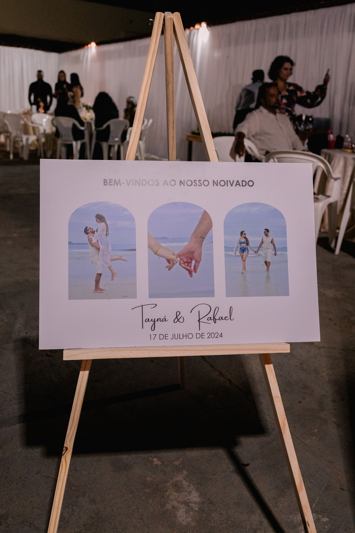 Festa de Noivado da taynara e Rafael, realizado em Francisco Badaró na Sede do Esplanada, Fotógrafo Leandro Sales
Fotógrafo de eventos em Berilo, Chapada do Norte, Jenipapo de Minas, Minas Novas, Virgem da Lapa, Araçuaí