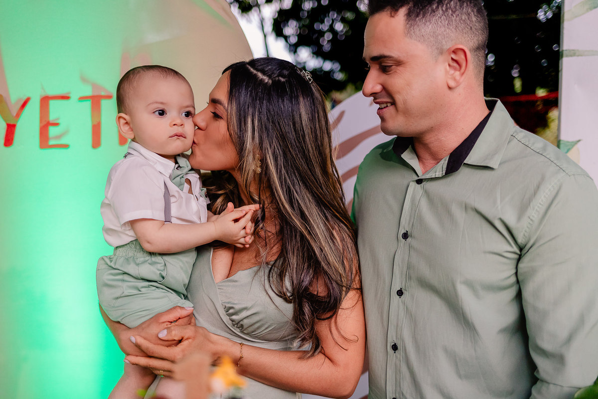 Aniversário Infantil de 1 ano do Pyetro, Fotografado por Leandro Sales no Sítio Santa Luzia em Jenipapo de Minas
Francisco Badaró
Berilo
Chapada do Norte
José Gonçalves de Minas