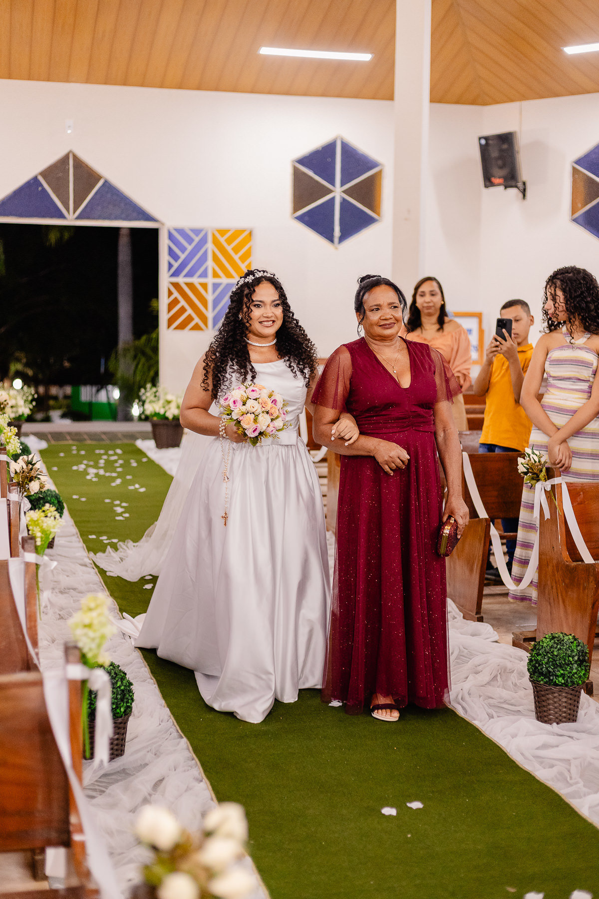 Casamento da Mariana e Josimar
Realizado em Jenipapo de Minas - MG
Fotografo Leandro Sales

Francisco Badaró
José Gonçalves de Minas
Chapada do Norte
Berilo
Dia da Noiva
Noiva
Noivo
Noivos