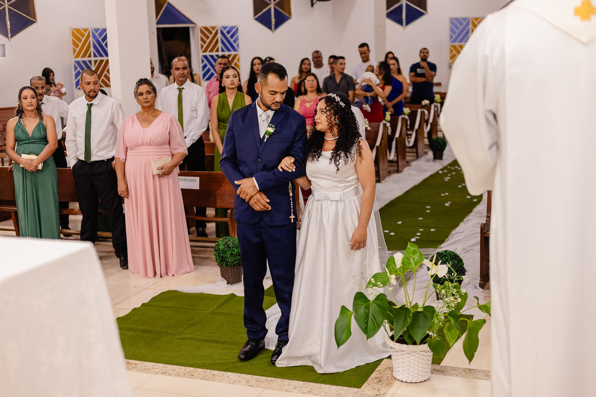 Casamento da Mariana e Josimar
Realizado em Jenipapo de Minas - MG
Fotografo Leandro Sales

Francisco Badaró
José Gonçalves de Minas
Chapada do Norte
Berilo
Dia da Noiva
Noiva
Noivo
Noivos