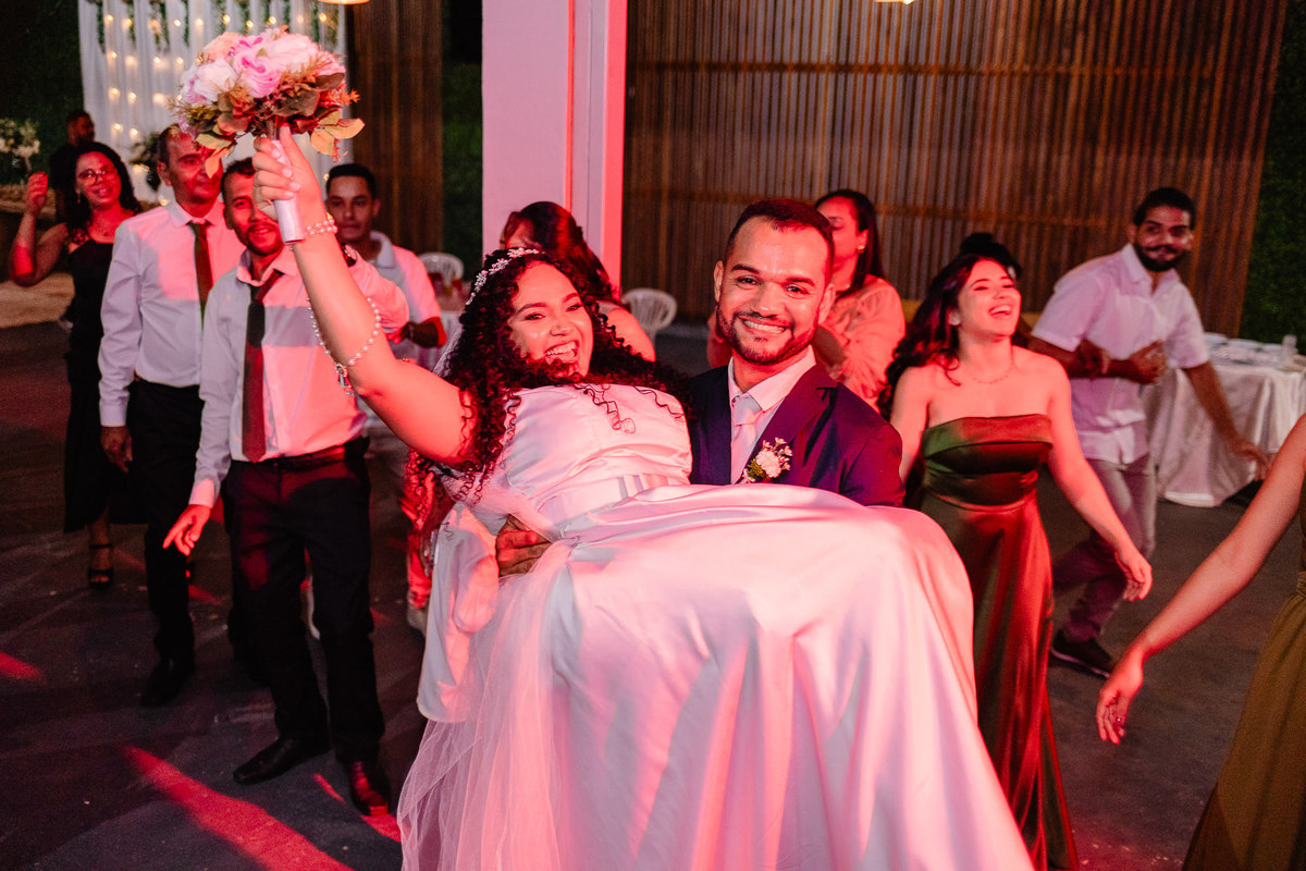 Casamento da Mariana e Josimar
Realizado em Jenipapo de Minas - MG
Fotografo Leandro Sales

Francisco Badaró
José Gonçalves de Minas
Chapada do Norte
Berilo
Dia da Noiva
Noiva
Noivo
Noivos