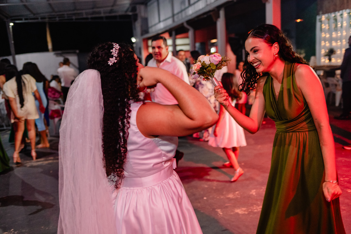 Casamento da Mariana e Josimar
Realizado em Jenipapo de Minas - MG
Fotografo Leandro Sales

Francisco Badaró
José Gonçalves de Minas
Chapada do Norte
Berilo
Dia da Noiva
Noiva
Noivo
Noivos
