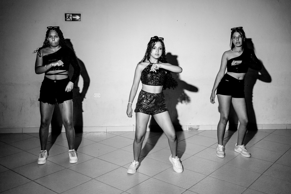 Festa de 15 anos da Maria Eduarda, realizado em Francisco Badaró na Sede do Esplanada,
Fotografo - Leandro Sales
Jenipapo de Minas
José Gonçalves de MInas
Minas Novas
Chapada do norte
Virgem da Lapa
Araçuaí