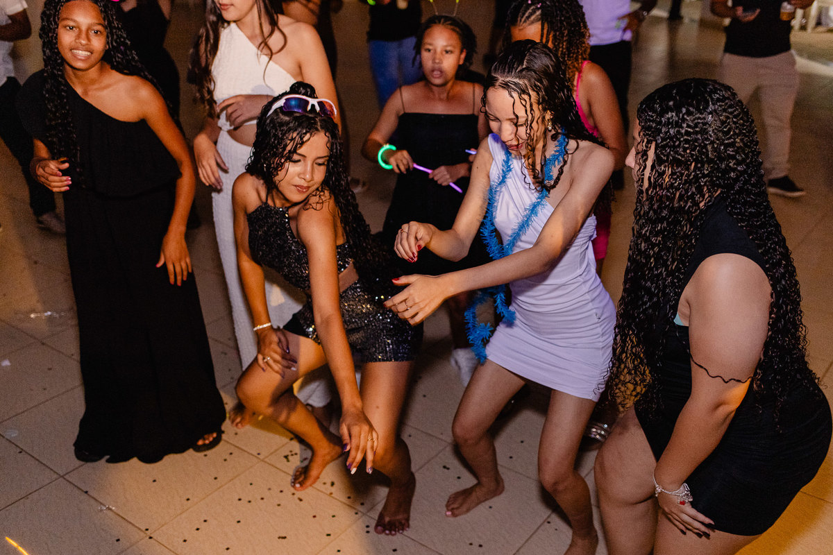 Festa de 15 anos da Maria Eduarda, realizado em Francisco Badaró na Sede do Esplanada,
Fotografo - Leandro Sales
Jenipapo de Minas
José Gonçalves de MInas
Minas Novas
Chapada do norte
Virgem da Lapa
Araçuaí