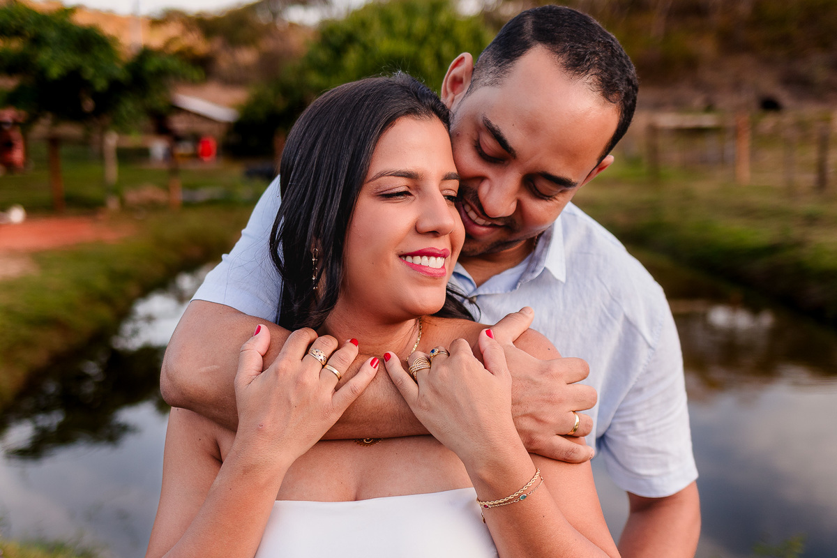 Ensaio de casal de Joyce e Karlley 
Fotógrafo - Leandro Sales
no Painas e Pitoresca em Berilo - Minas Gerais
