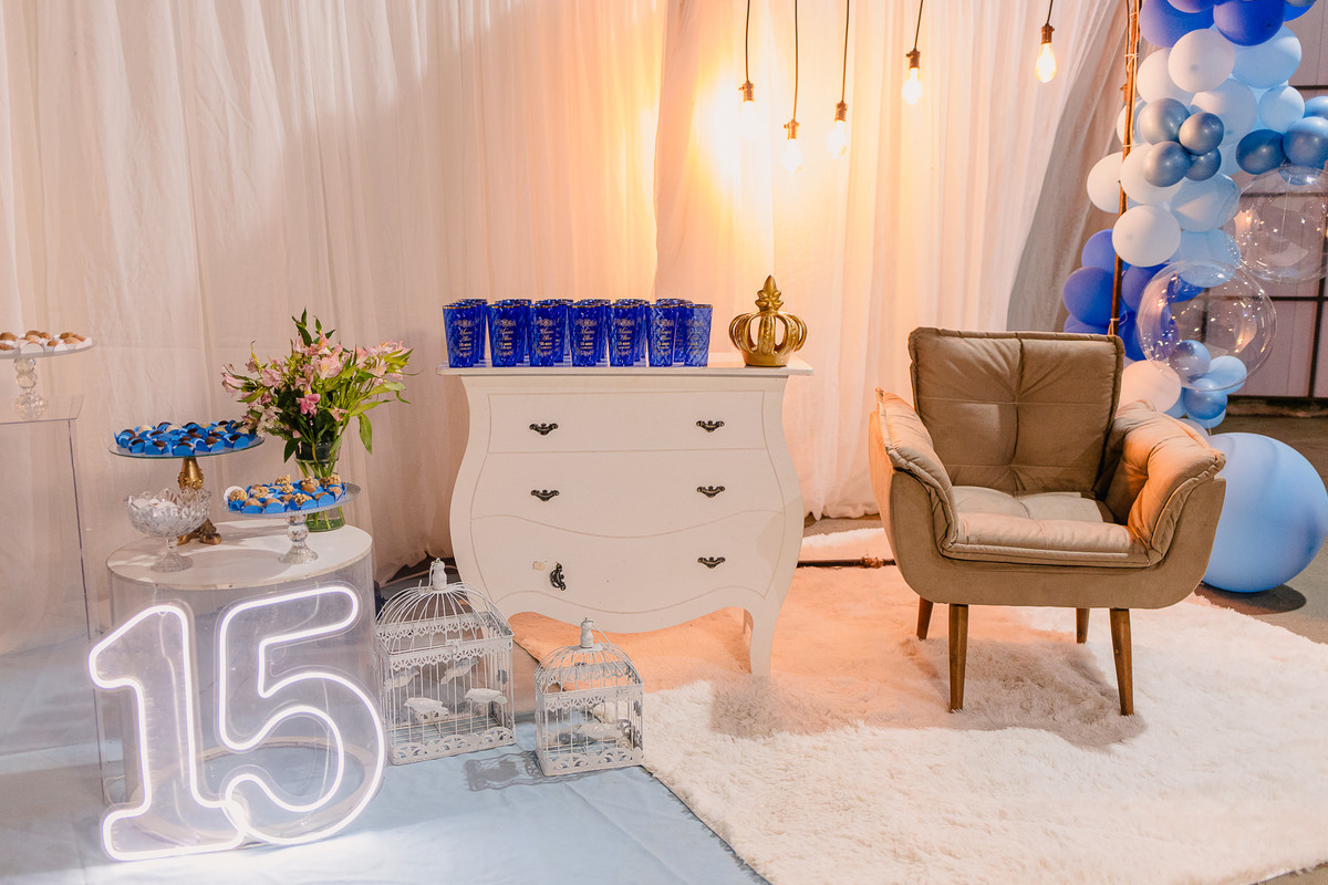 Festa de debutante - Aniversário de 15 anos da Maria Alice - Realizado em Jenipapo de Minas - MG 
Fotografado por Leandro Sales
Chapada do norte
Francisco Badaró
José Gonçalves de Minas