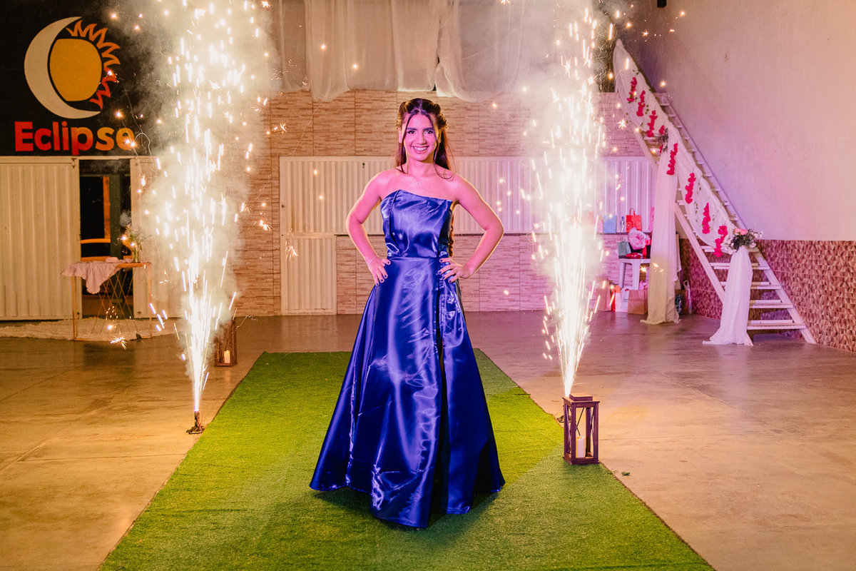 Festa de debutante - Aniversário de 15 anos da Maria Alice - Realizado em Jenipapo de Minas - MG 
Fotografado por Leandro Sales
Chapada do norte
Francisco Badaró
José Gonçalves de Minas