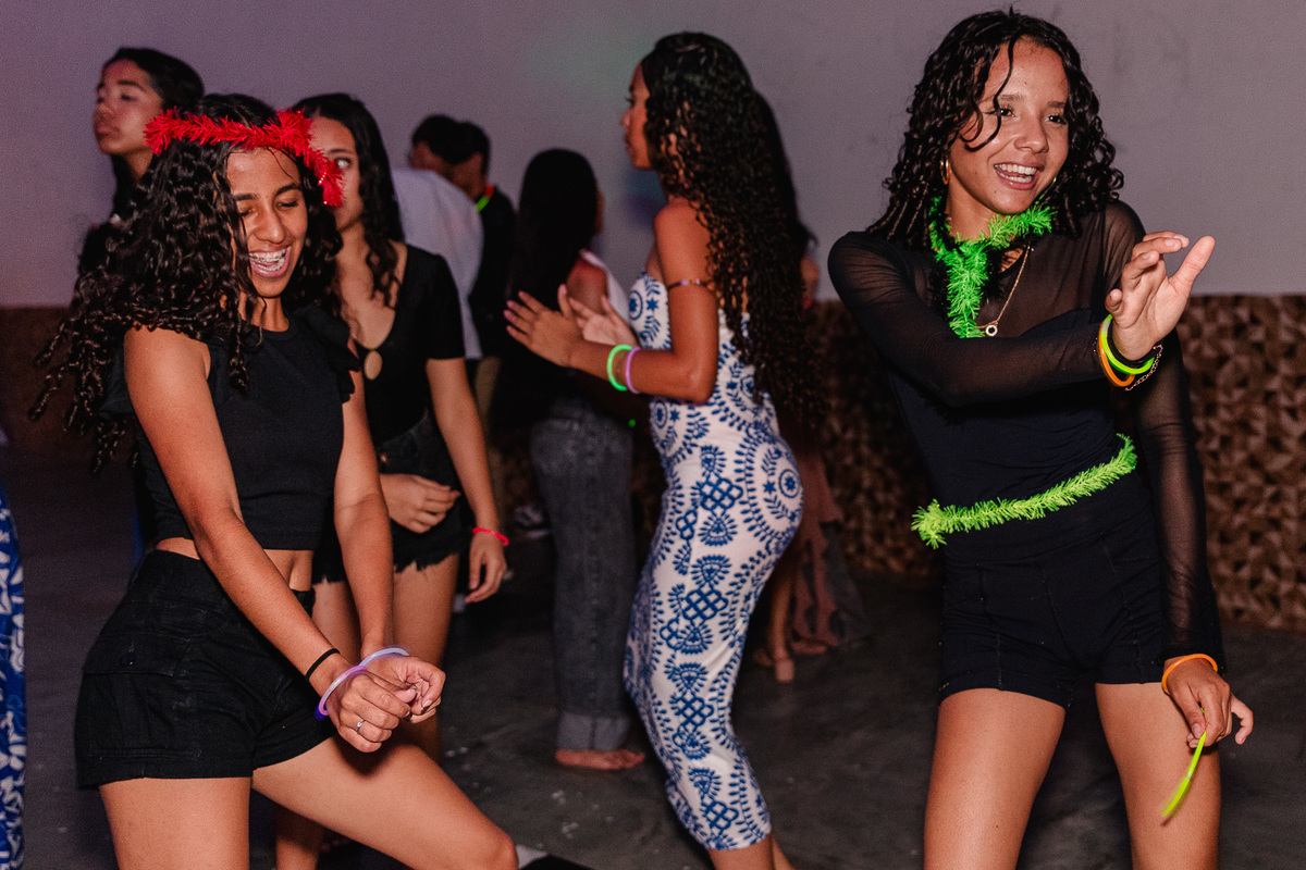 Festa de debutante - Aniversário de 15 anos da Maria Alice - Realizado em Jenipapo de Minas - MG 
Fotografado por Leandro Sales
Chapada do norte
Francisco Badaró
José Gonçalves de Minas