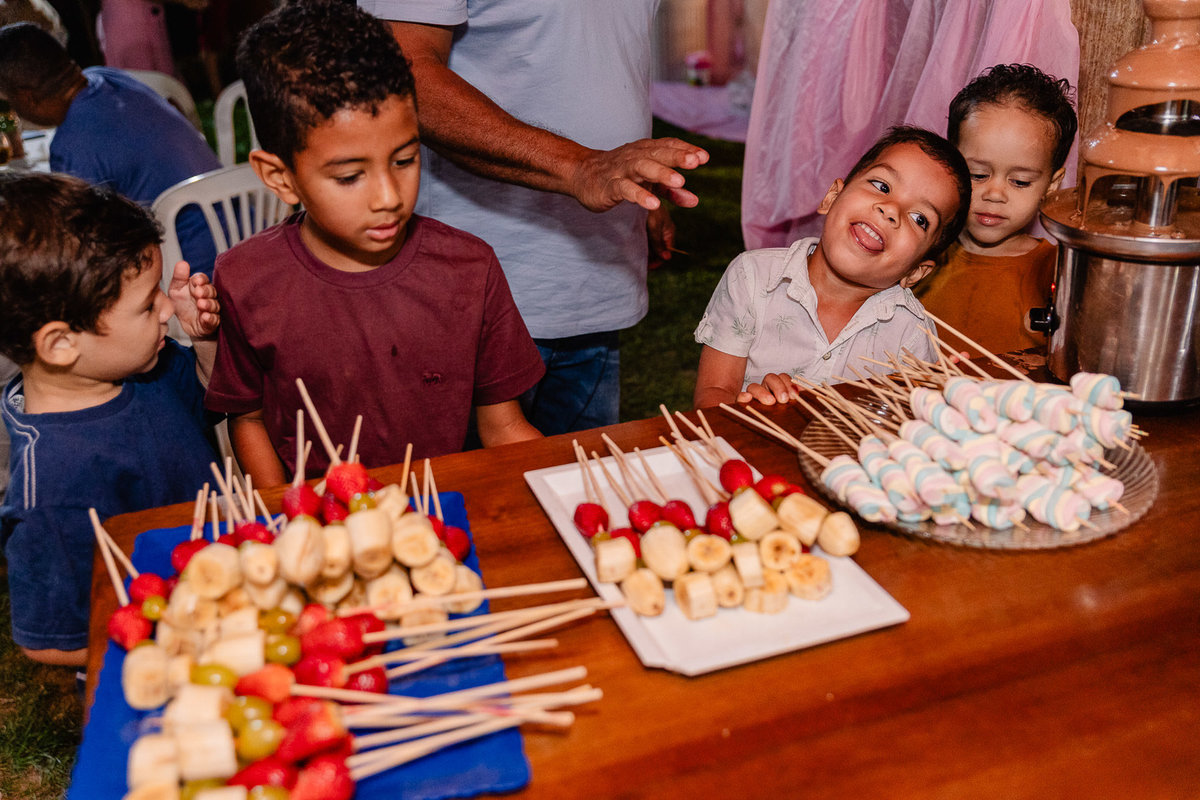 Batizado e Aniversário da Jade
Realizado em Berilo
Chácara Recanto
Fotografo Leandro Sales
Virgem da Lapa
José Gonçalves de Minas
Jenipapo de Minas
Francisco Badaró
Chapada do Norte