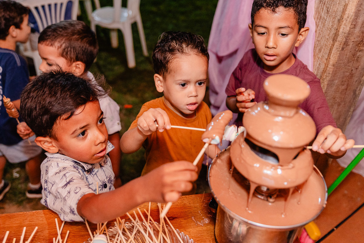 Batizado e Aniversário da Jade
Realizado em Berilo
Chácara Recanto
Fotografo Leandro Sales
Virgem da Lapa
José Gonçalves de Minas
Jenipapo de Minas
Francisco Badaró
Chapada do Norte