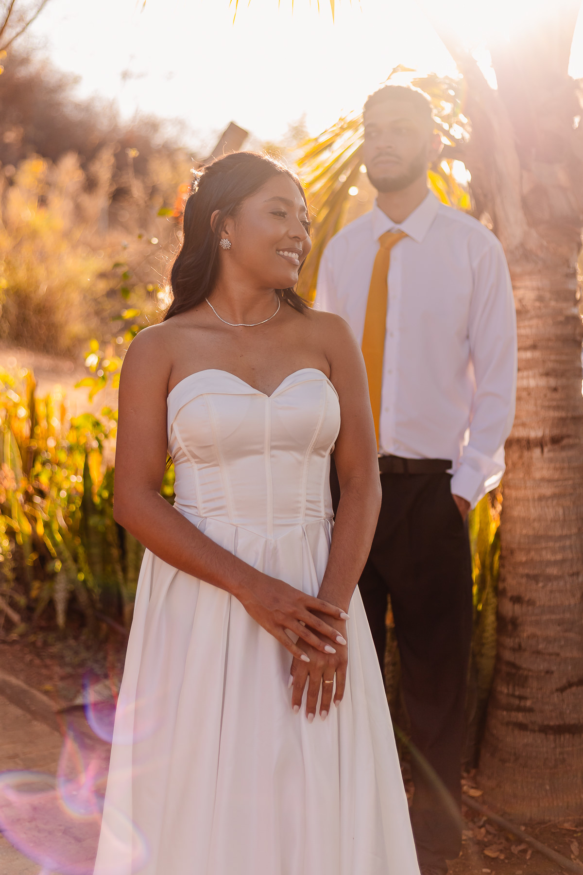 Foto do casamento de João Vitor e Thais em Francisco Badaró MG, registrada por Leandro Sales, fotógrafo de casamento em Berilo e região do Vale do Jequitinhonha, com cerimônia religiosa e recepção no Sítio Santa Luzia, próximo a Jenipapo de Minas.