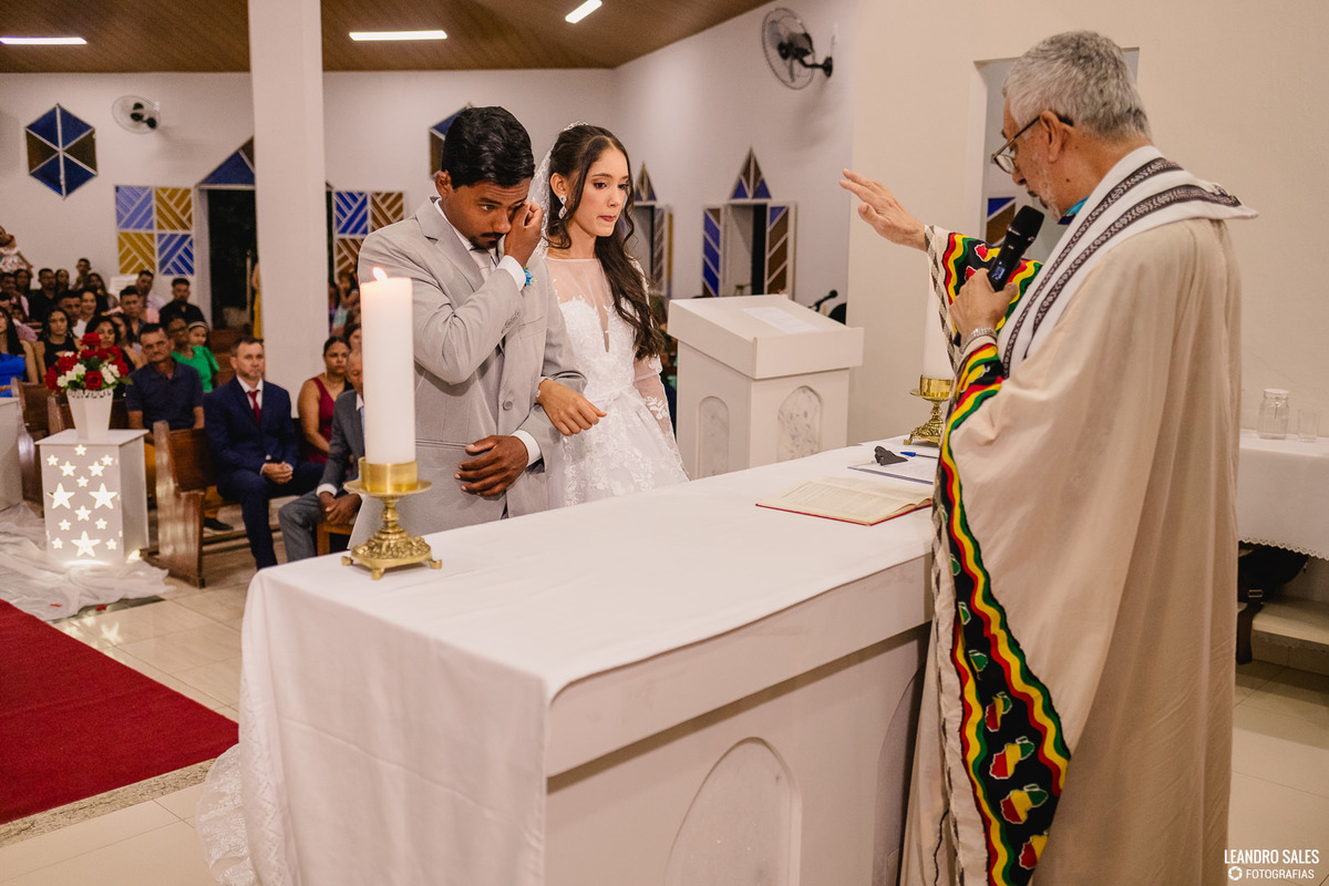 Foto do casamento de Márcia e Gener em Jenipapo de Minas MG, registrada por Leandro Sales, fotógrafo de casamento em Berilo e no Vale do Jequitinhonha, com foco em emoção, conexão e registros verdadeiros de um dia especial.