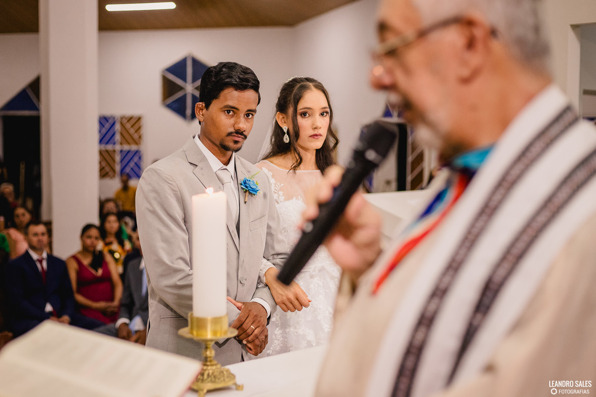 Foto do casamento de Márcia e Gener em Jenipapo de Minas MG, registrada por Leandro Sales, fotógrafo de casamento em Berilo e no Vale do Jequitinhonha, com foco em emoção, conexão e registros verdadeiros de um dia especial.