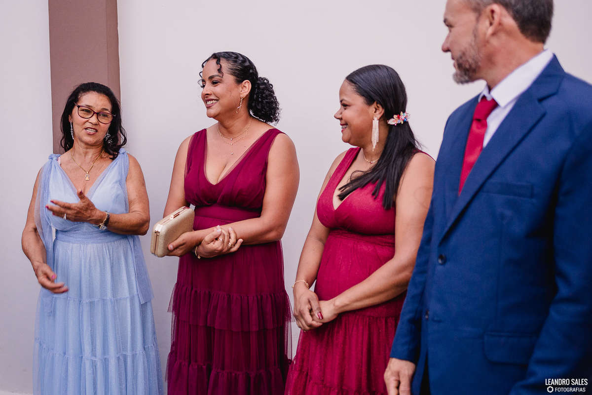 Foto do casamento de Márcia e Gener em Jenipapo de Minas MG, registrada por Leandro Sales, fotógrafo de casamento em Berilo e no Vale do Jequitinhonha, com foco em emoção, conexão e registros verdadeiros de um dia especial.