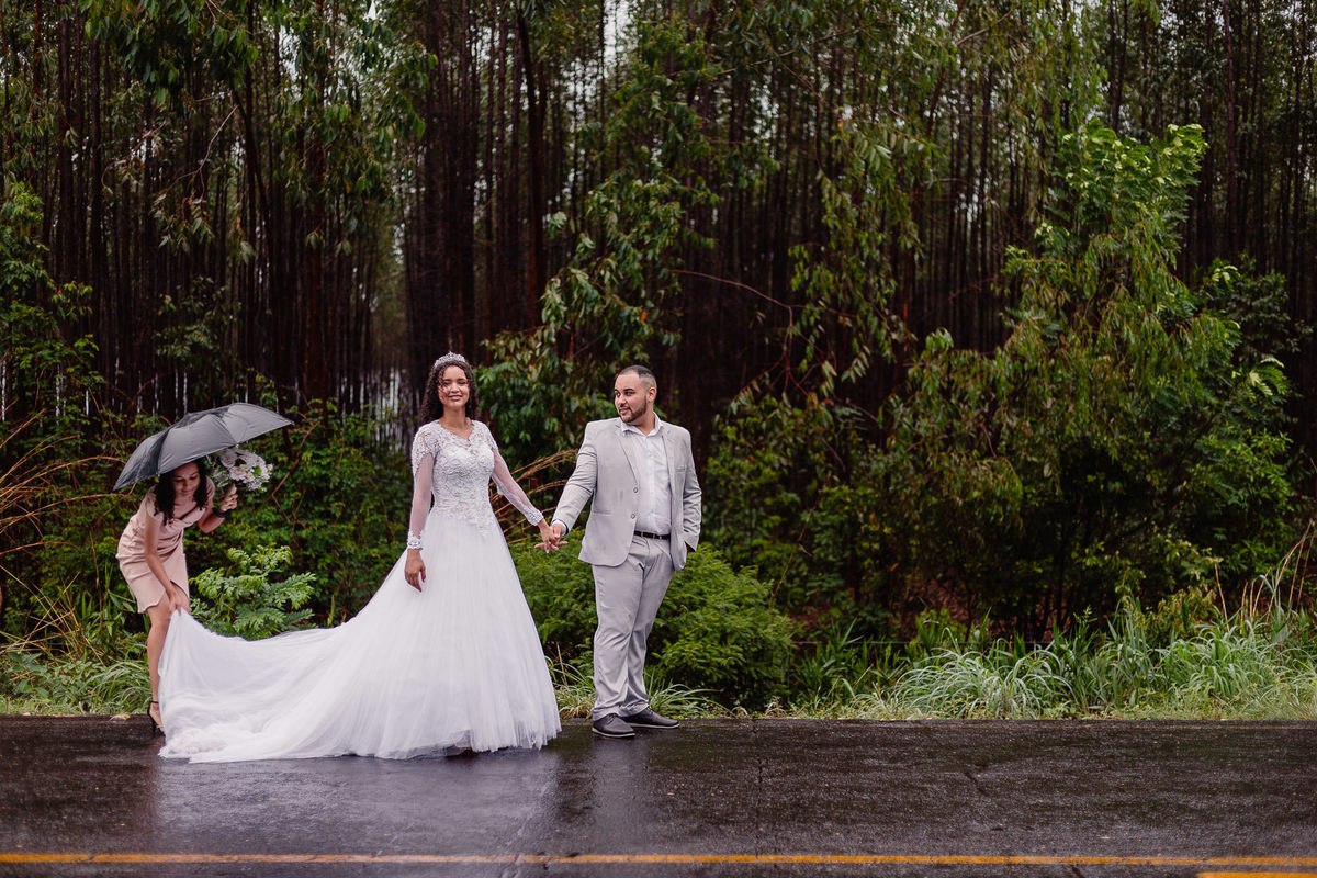 Casamento civil de Isabela e Samuel em José Gonçalves de Minas MG. Fotografia por Leandro Sales, fotógrafo de casamento em Berilo, Virgem da Lapa, Francisco Badaró, Jenipapo de Minas, Araçuaí