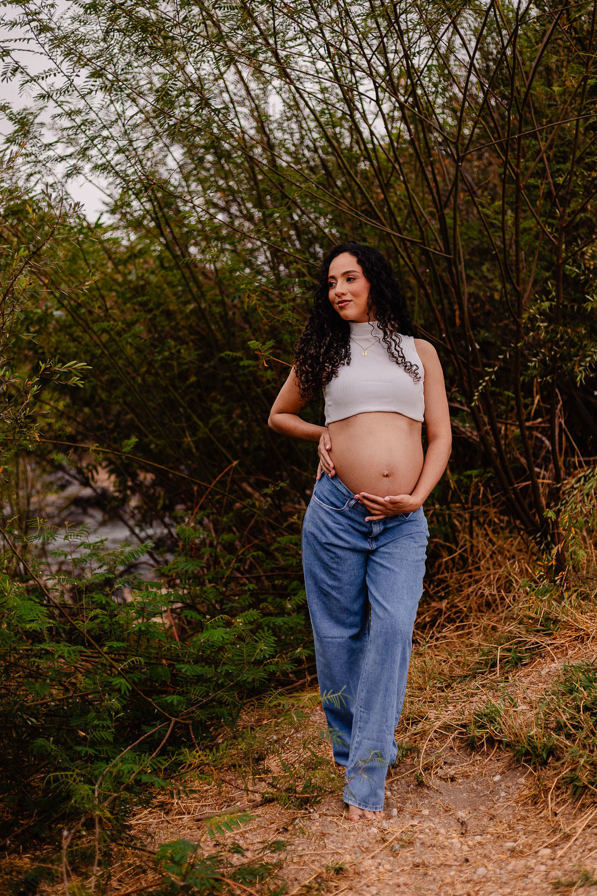 Ensaio de gestante, Lívia Mattos fotografado por Leandro Sales em Berilo ao ar livre
Ensaio de casal, josé Gonçalves de Minas, Francisco Badaró, Jenipapo de Minas, Leliveldia, Araçuaí.