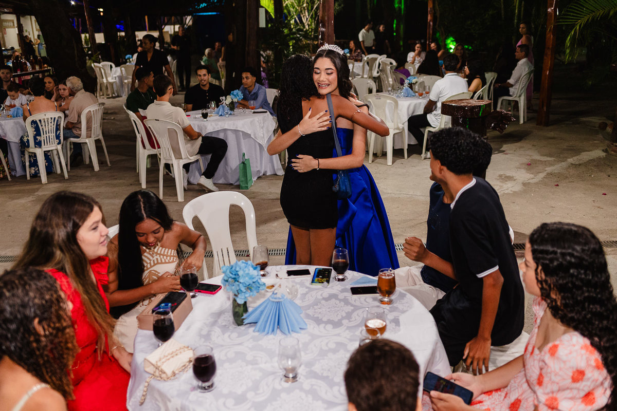 Festa de 15 anos da Lara Santos no espaço Uait em Araçuaí-MG, - Fotografado por Leandro Sales, fotografo de Berilo que atende, Chapada do Norte, Francisco Badaró, Jenipapo de Minas, José Gonçalves de Minas, Virgem da Lapa
