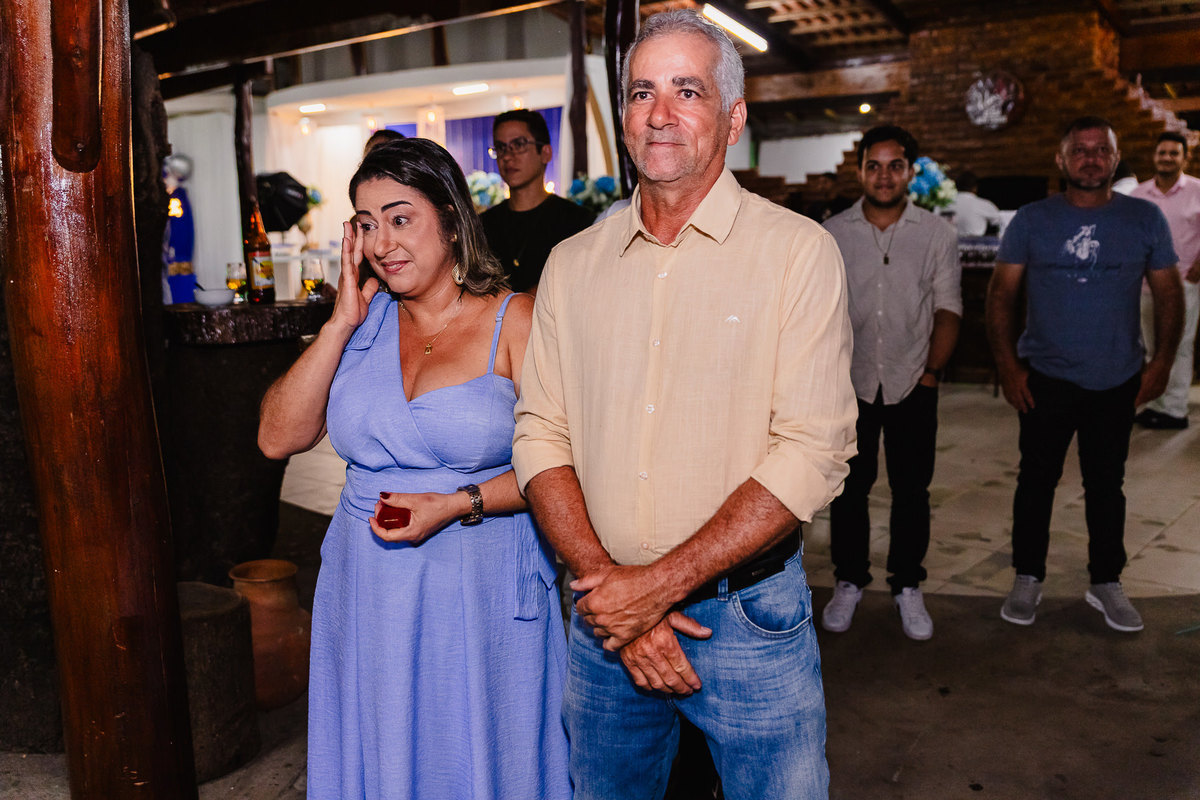 Festa de 15 anos da Lara Santos no espaço Uait em Araçuaí-MG, - Fotografado por Leandro Sales, fotografo de Berilo que atende, Chapada do Norte, Francisco Badaró, Jenipapo de Minas, José Gonçalves de Minas, Virgem da Lapa