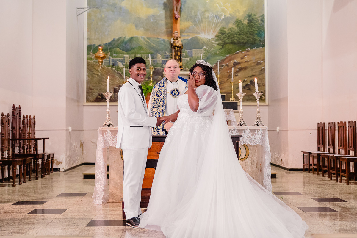 Casamento da Jucélia e Marllon, Fotografo Leandro Sales, realizado em Araçuaí - MG, Cerimônia de Casamento na Igreja Matriz de Santo Antônia
Fotografo em Berilo
Virgem da Lapa,
Araçuaí
José Gonçalves de Minas
Jenipapo de Minas
Chapada do Norte
Minas Novas