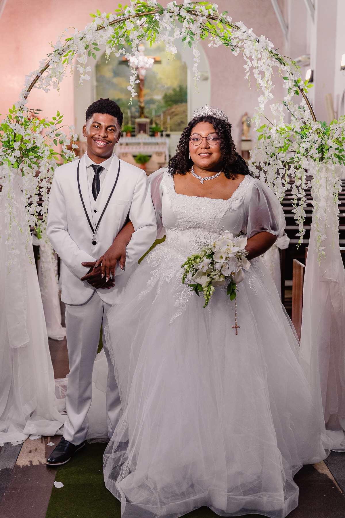 Casamento da Jucélia e Marllon, Fotografo Leandro Sales, realizado em Araçuaí - MG, Cerimônia de Casamento na Igreja Matriz de Santo Antônia
Fotografo em Berilo
Virgem da Lapa,
Araçuaí
José Gonçalves de Minas
Jenipapo de Minas
Chapada do Norte
Minas Novas