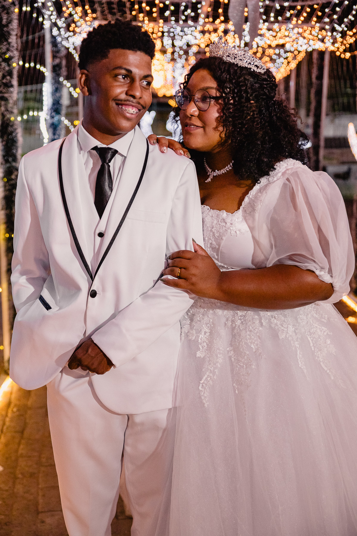 Casamento da Jucélia e Marllon, Fotografo Leandro Sales, realizado em Araçuaí - MG, Cerimônia de Casamento na Igreja Matriz de Santo Antônia
Fotografo em Berilo
Virgem da Lapa,
Araçuaí
José Gonçalves de Minas
Jenipapo de Minas
Chapada do Norte
Minas Novas