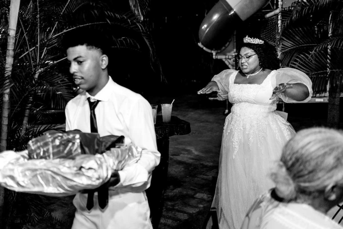 Casamento da Jucélia e Marllon, Fotografo Leandro Sales, realizado em Araçuaí - MG, Cerimônia de Casamento na Igreja Matriz de Santo Antônia
Fotografo em Berilo
Virgem da Lapa,
Araçuaí
José Gonçalves de Minas
Jenipapo de Minas
Chapada do Norte
Minas Novas