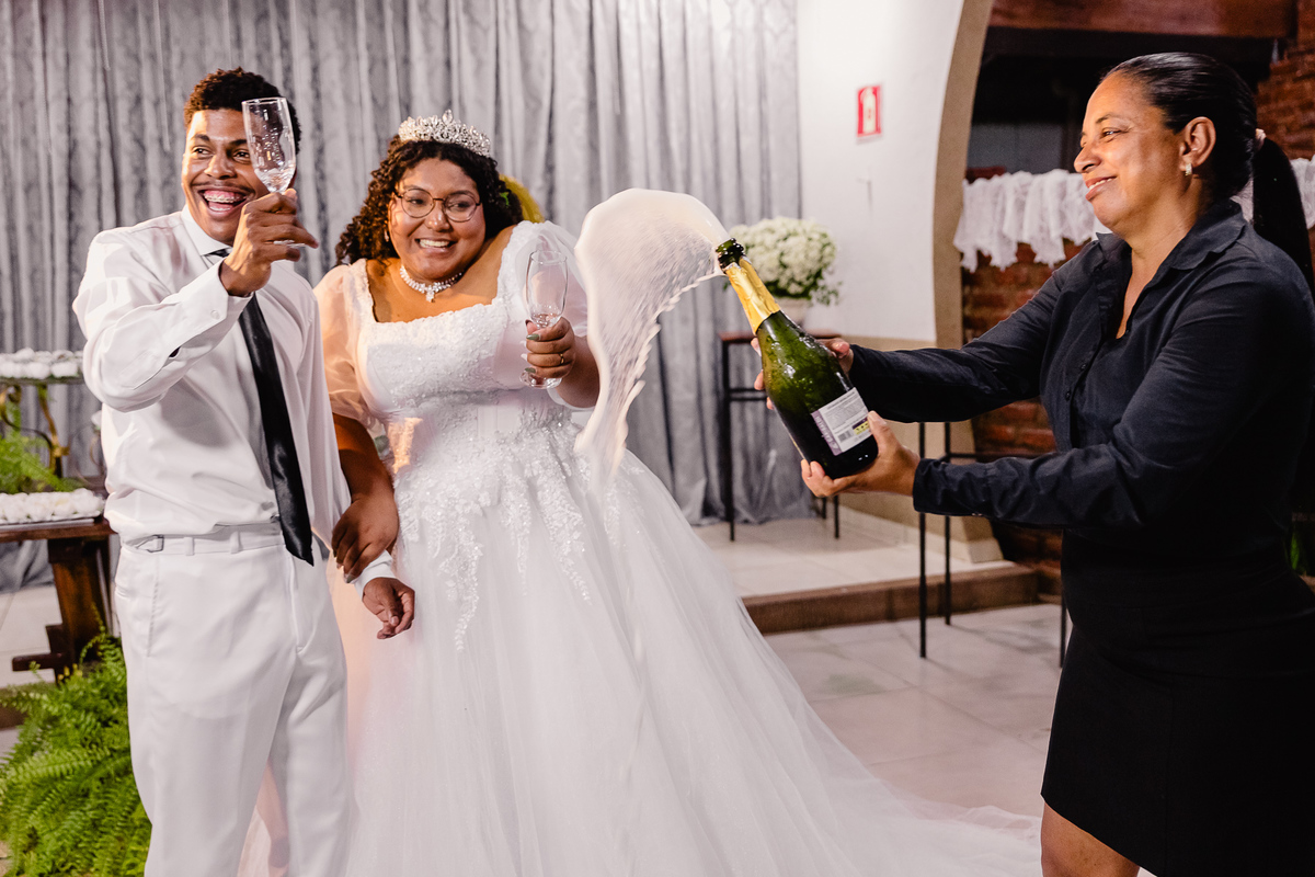 Casamento da Jucélia e Marllon, Fotografo Leandro Sales, realizado em Araçuaí - MG, Cerimônia de Casamento na Igreja Matriz de Santo Antônia
Fotografo em Berilo
Virgem da Lapa,
Araçuaí
José Gonçalves de Minas
Jenipapo de Minas
Chapada do Norte
Minas Novas