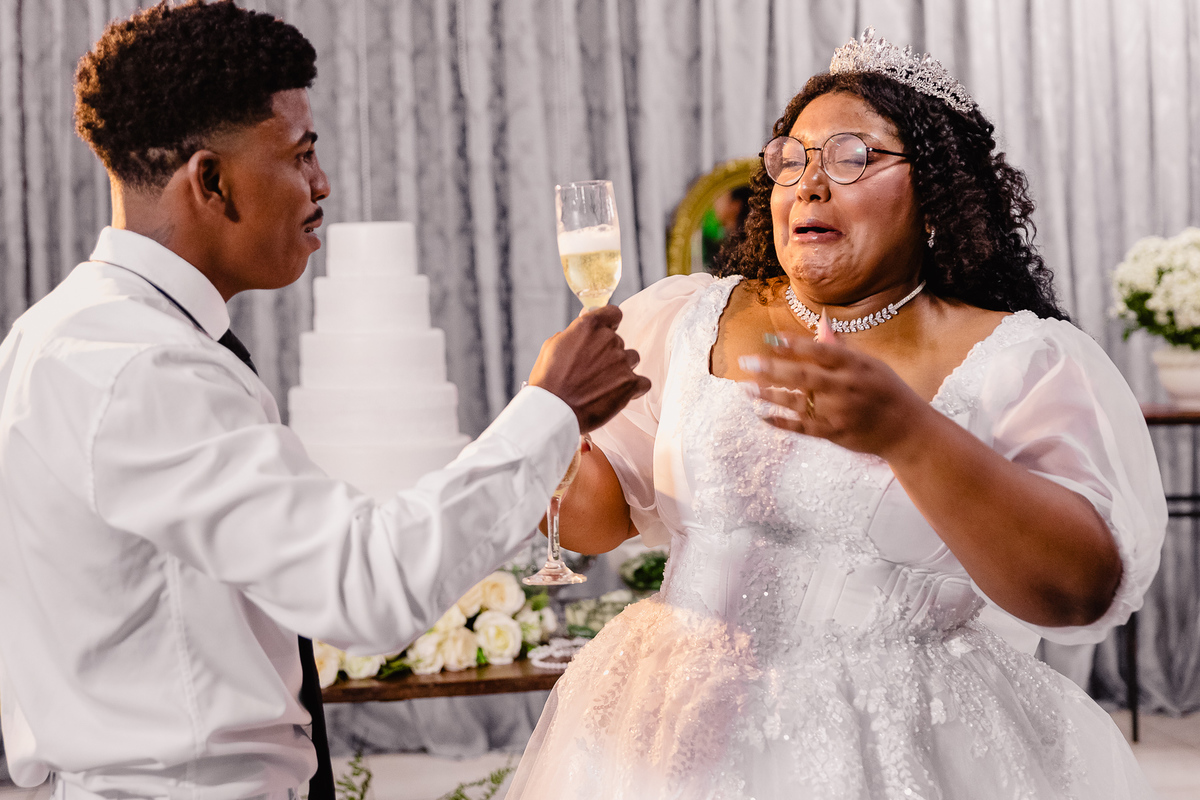 Casamento da Jucélia e Marllon, Fotografo Leandro Sales, realizado em Araçuaí - MG, Cerimônia de Casamento na Igreja Matriz de Santo Antônia
Fotografo em Berilo
Virgem da Lapa,
Araçuaí
José Gonçalves de Minas
Jenipapo de Minas
Chapada do Norte
Minas Novas