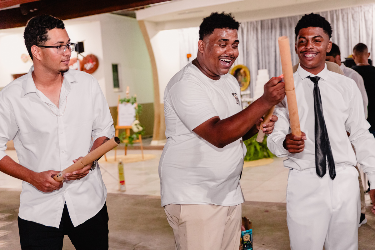 Casamento da Jucélia e Marllon, Fotografo Leandro Sales, realizado em Araçuaí - MG, Cerimônia de Casamento na Igreja Matriz de Santo Antônia
Fotografo em Berilo
Virgem da Lapa,
Araçuaí
José Gonçalves de Minas
Jenipapo de Minas
Chapada do Norte
Minas Novas
