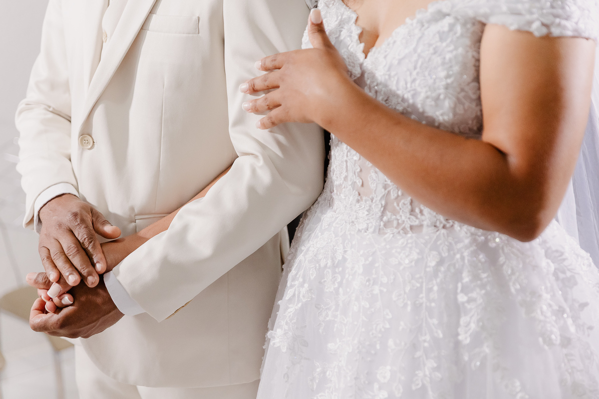 Casamento do Nilson e Daiana na comunidade de Morrinhos em Berilo MG, Fotografo Leandro Sales, Cerimonia de casamento.
Lelivéldia, Alto bravo, José Gonçalves de Minas, Jenipapo de Minas, Francisco Badaró, Chapada do Norte.