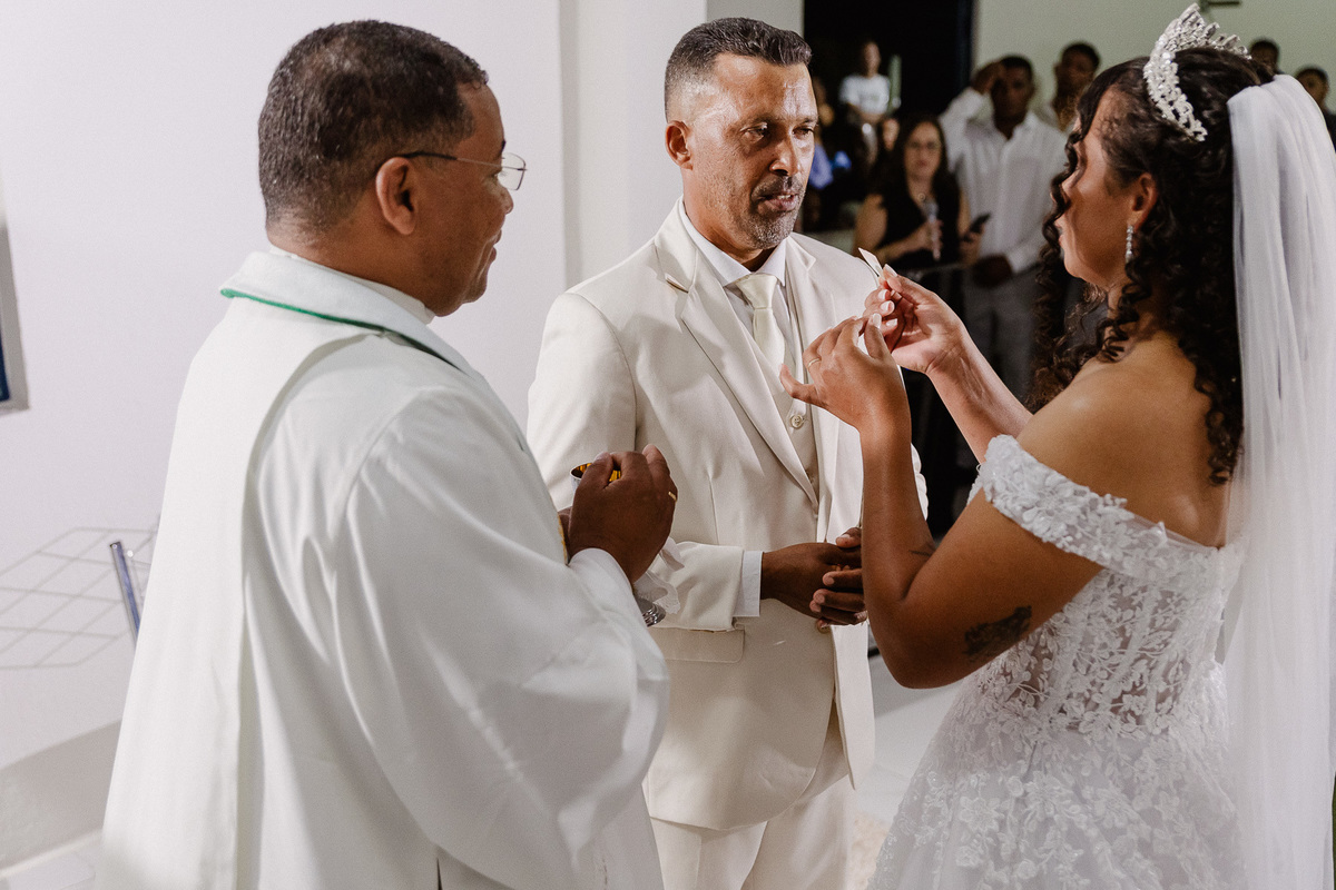Casamento do Nilson e Daiana na comunidade de Morrinhos em Berilo MG, Fotografo Leandro Sales, Cerimonia de casamento.
Lelivéldia, Alto bravo, José Gonçalves de Minas, Jenipapo de Minas, Francisco Badaró, Chapada do Norte.