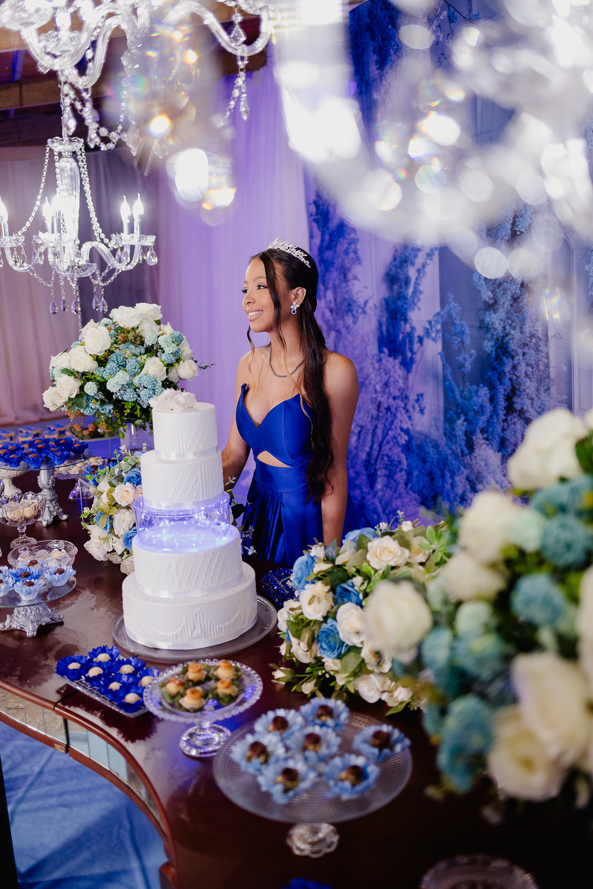 Festa de debutante da Ana Beatriz na cidade de Francisco Badaró, fotógrafo Leandro Sales, na Sede do Esplanada com Dj François.
Berilo
Chapada do Norte
Jenipapo de MInas
José Gonçalves de Minas
Araçuaí