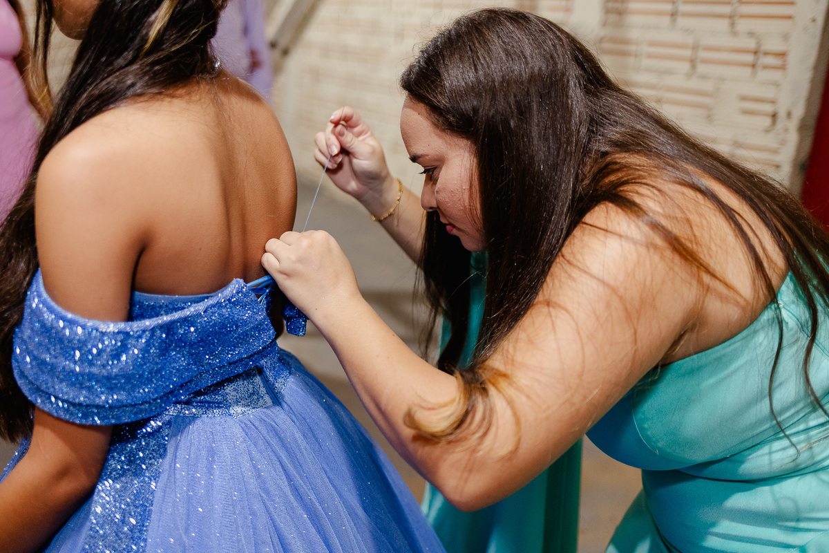 Festa de debutante da Ana Beatriz na cidade de Francisco Badaró, fotógrafo Leandro Sales, na Sede do Esplanada com Dj François.
Berilo
Chapada do Norte
Jenipapo de MInas
José Gonçalves de Minas
Araçuaí