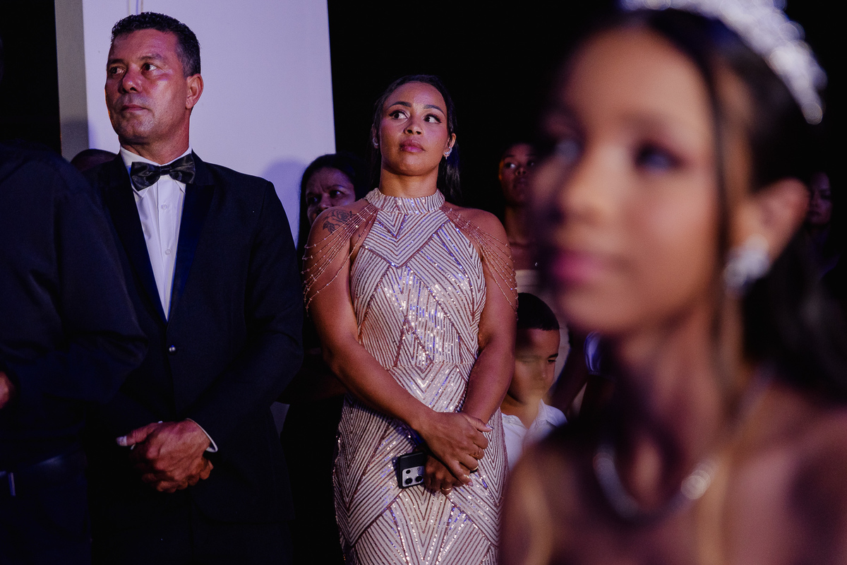 Festa de debutante da Ana Beatriz na cidade de Francisco Badaró, fotógrafo Leandro Sales, na Sede do Esplanada com Dj François.
Berilo
Chapada do Norte
Jenipapo de MInas
José Gonçalves de Minas
Araçuaí